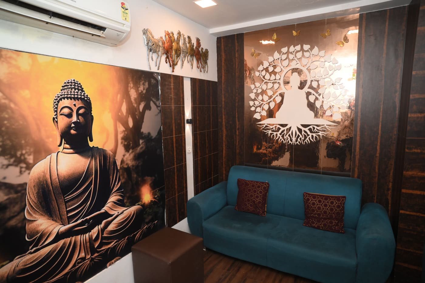 Ambient spa therapy suite